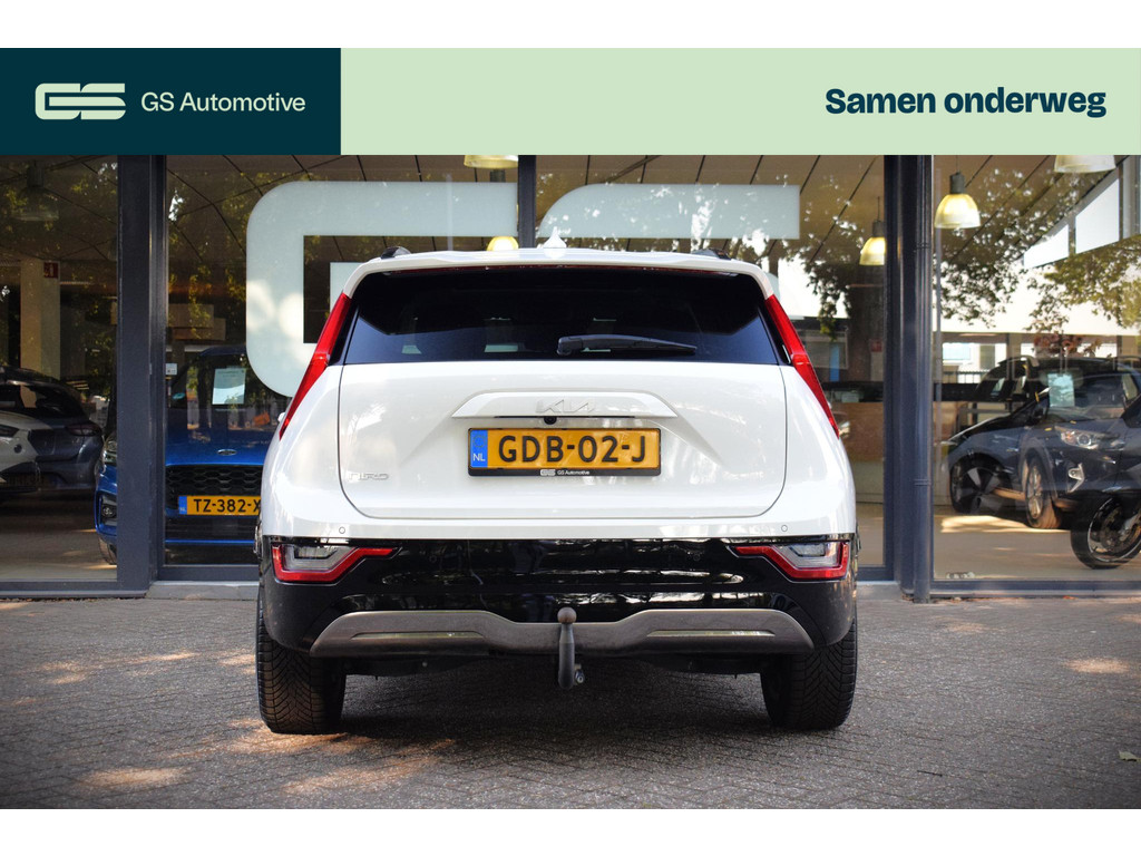 54836294-30.jpg
