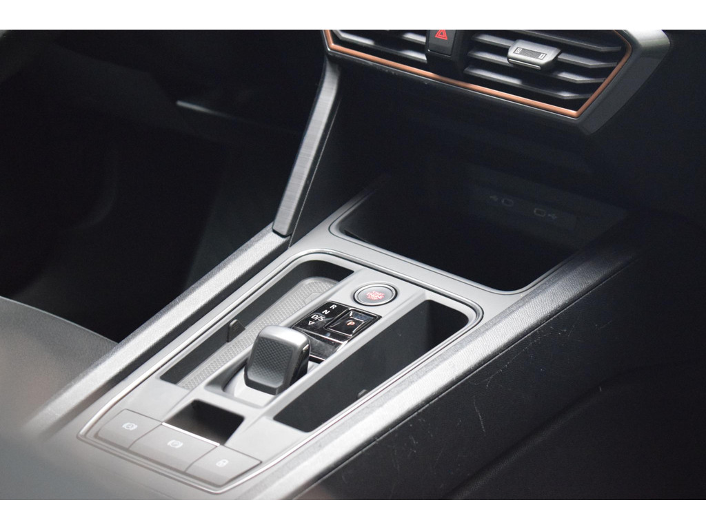 55952682-24.jpg